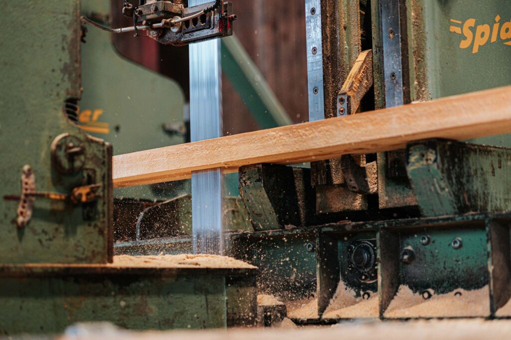 Chevrons en bois massif